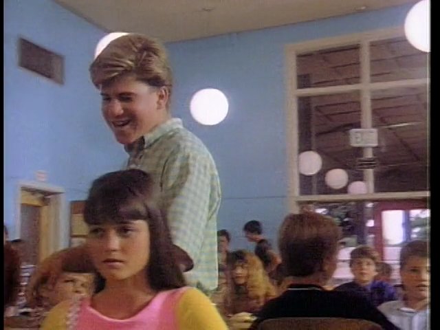 1x01-00135.jpg 1x01-00135.jpg