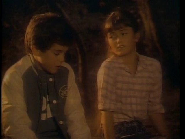 1x01-00205.jpg 1x01-00205.jpg